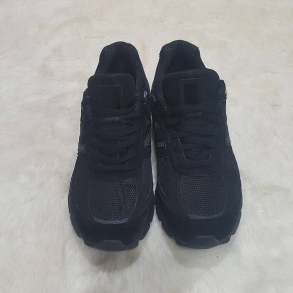 new balance triple black 990